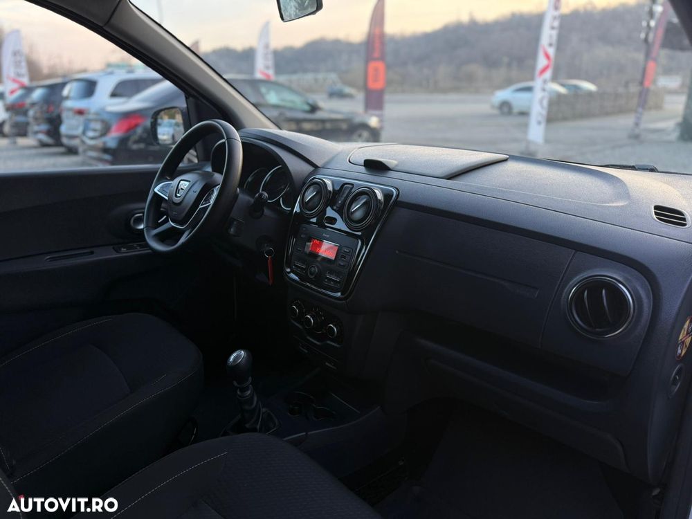 Dacia Lodgy 1.5 Blue dCi Laureate - 4