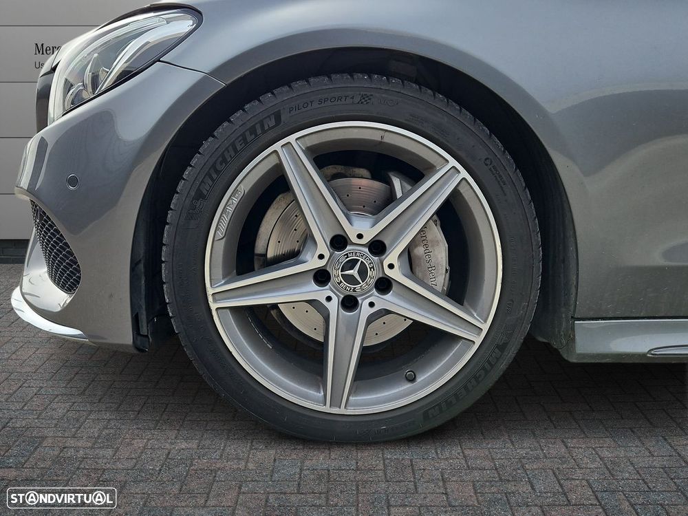 Mercedes-Benz C 220 d Cabrio 4Matic 9G-Tronic AMG Line - 9