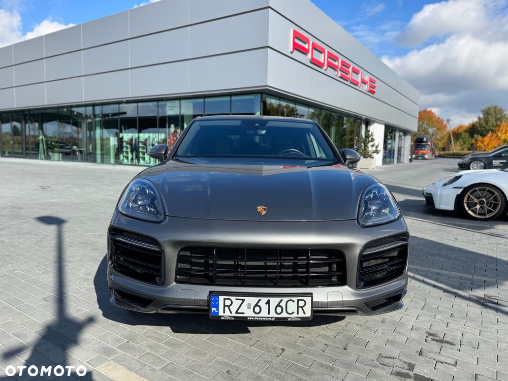 Porsche Cayenne ver-coupe-e--hybrid - 4