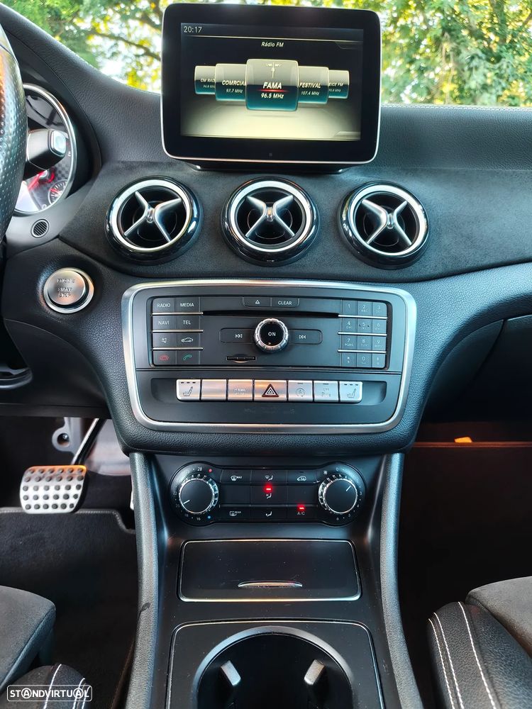 Mercedes-Benz A 180 d 7G-DCT AMG Line - 12