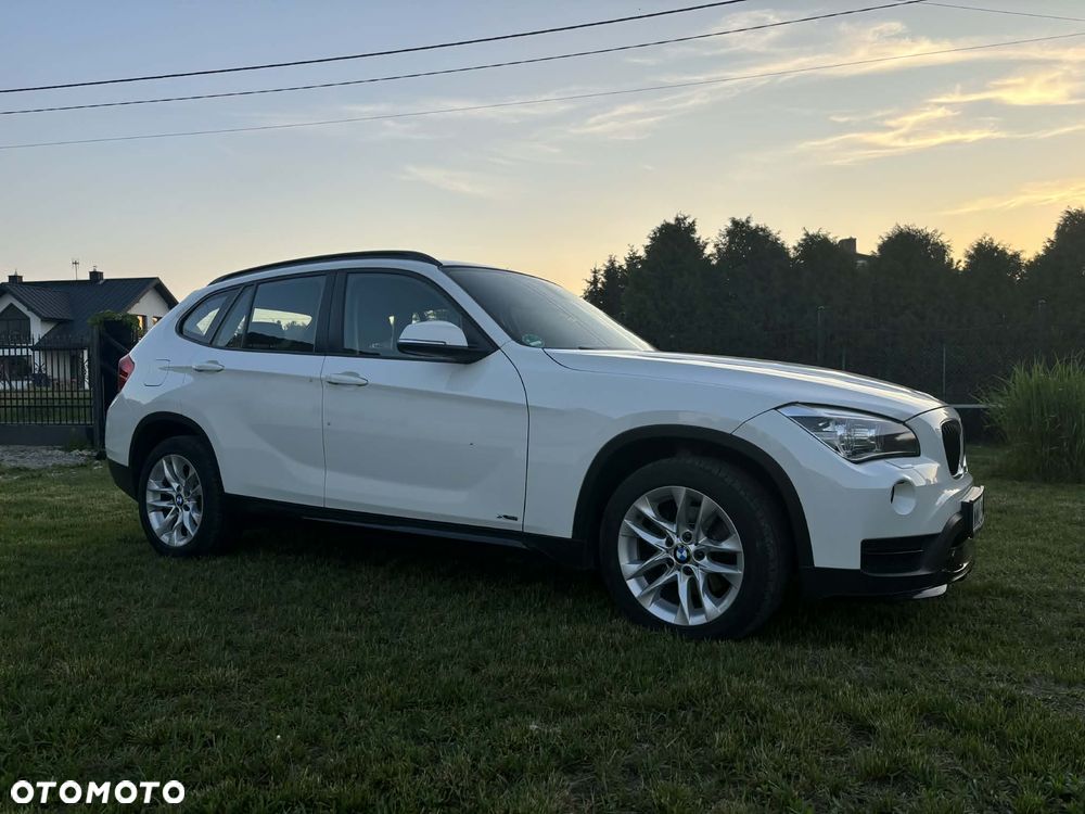 BMW X1 xDrive18d Sport Line - 2