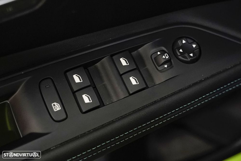 Peugeot 3008 1.2 Hybrid Allure Pack e-DCS6 - 19