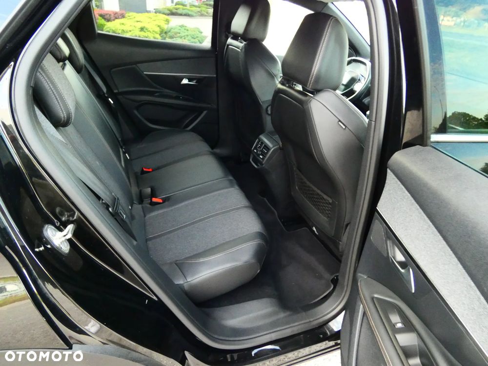 Peugeot 3008 2.0 HDi Premium - 18