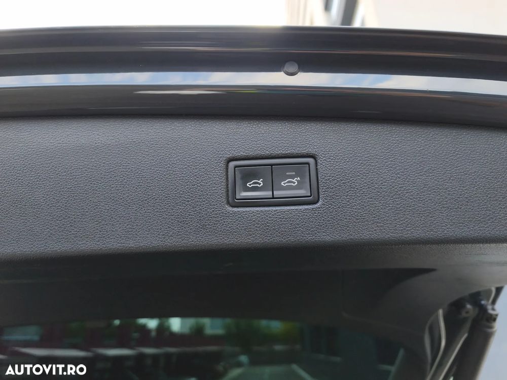 Volkswagen Tiguan - 8