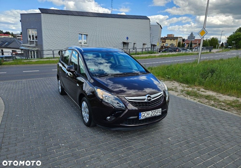 Opel Zafira - 1