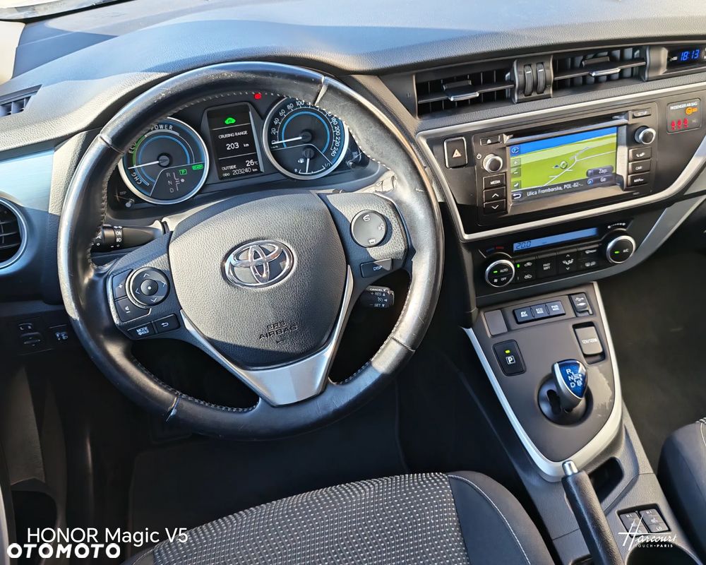 Toyota Auris - 5