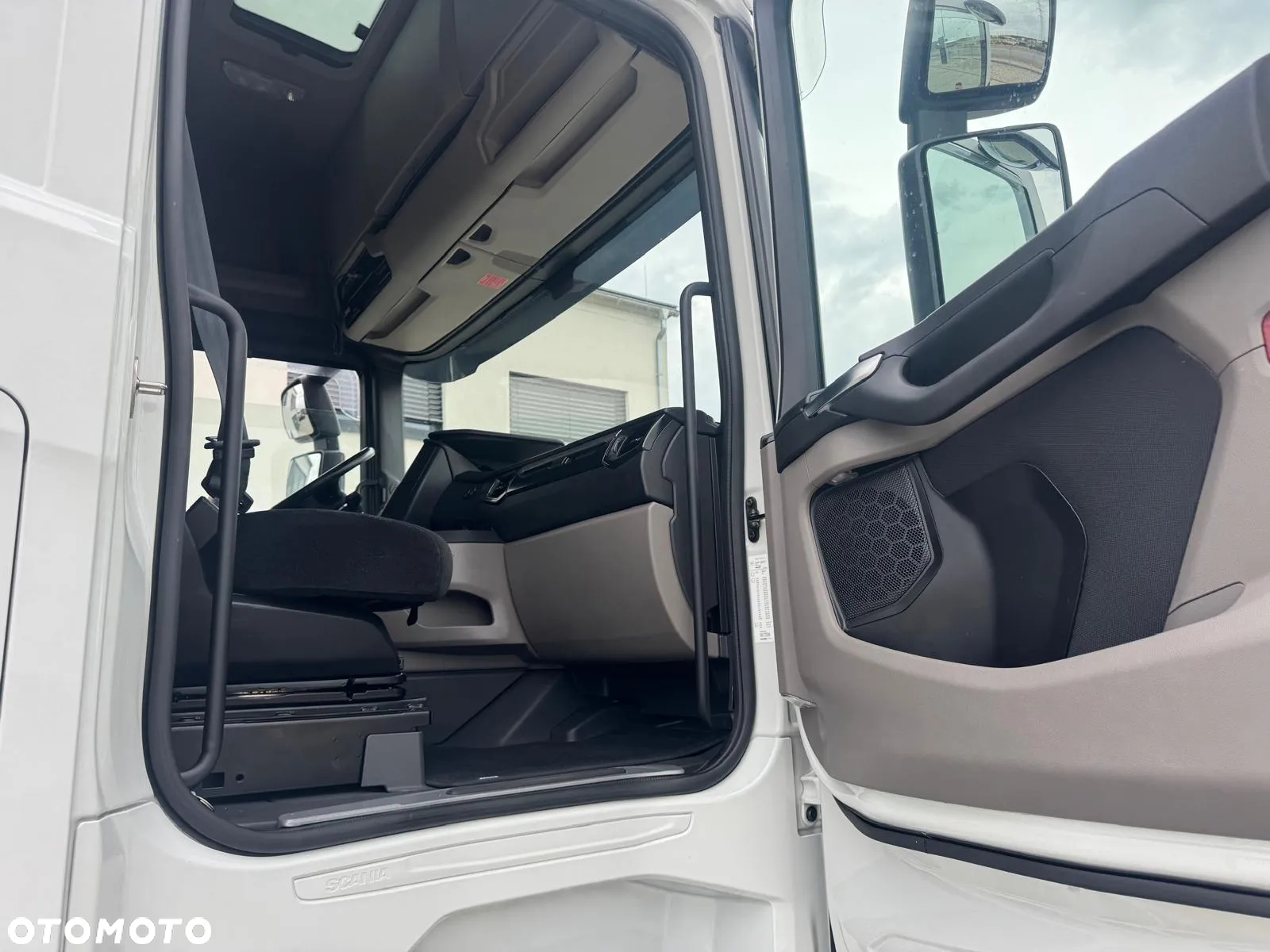 Scania S450 / 2021r/ FULL LEDY/ ADR AT/ KLIMA STACJONARNA/ NAVI/ BAKI 1450L - 32