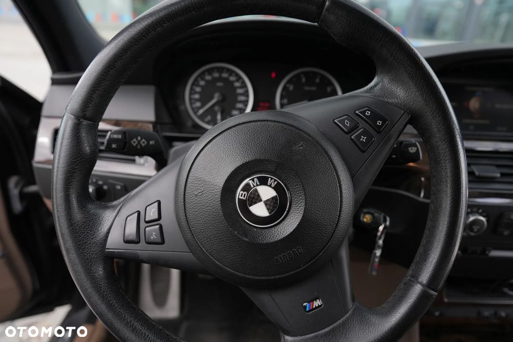 BMW Seria 5 - 10