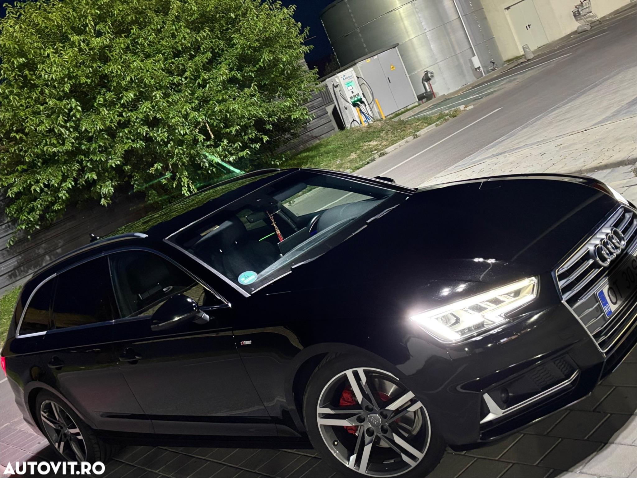 Audi A4 Avant 2.0 TDI S tronic - 19