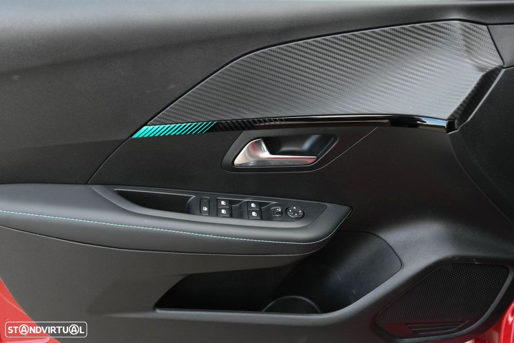 Peugeot 208 1.2 PureTech Allure EAT8 - 26