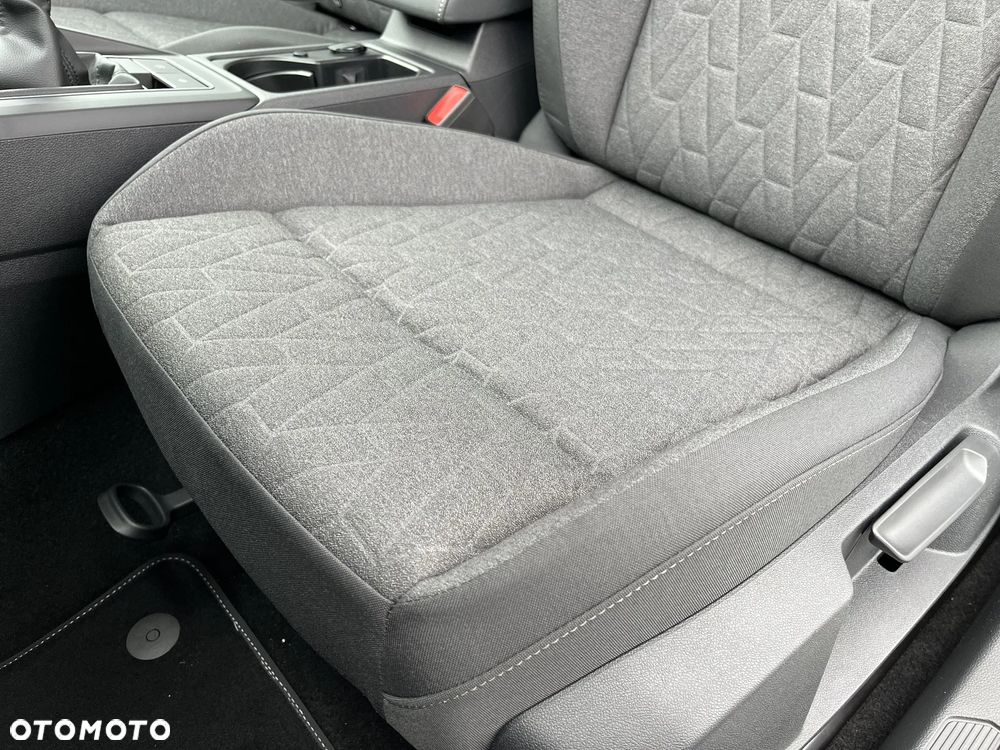 Volkswagen Golf - 12