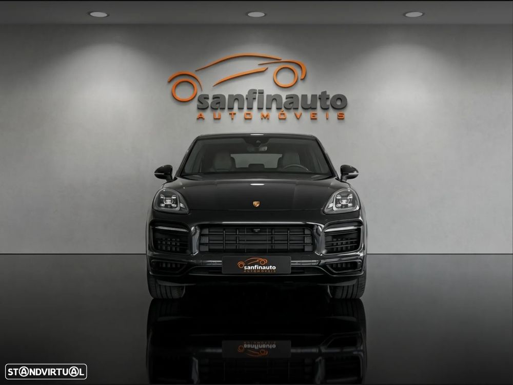 Porsche Cayenne Coupé E-Hybrid Platinum Edition - 9