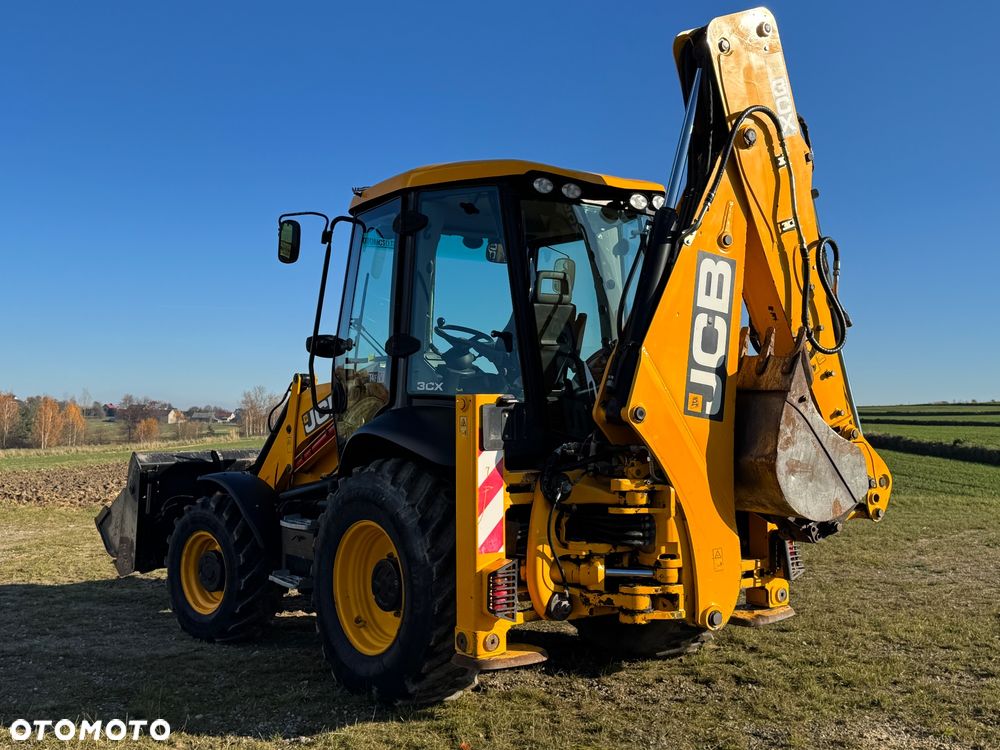JCB 3CX / KOPARKO-ŁADOWARKA / 2019 ROK / 4200 MTH / KLIMATYZACJA / SPROWADZONA - 14