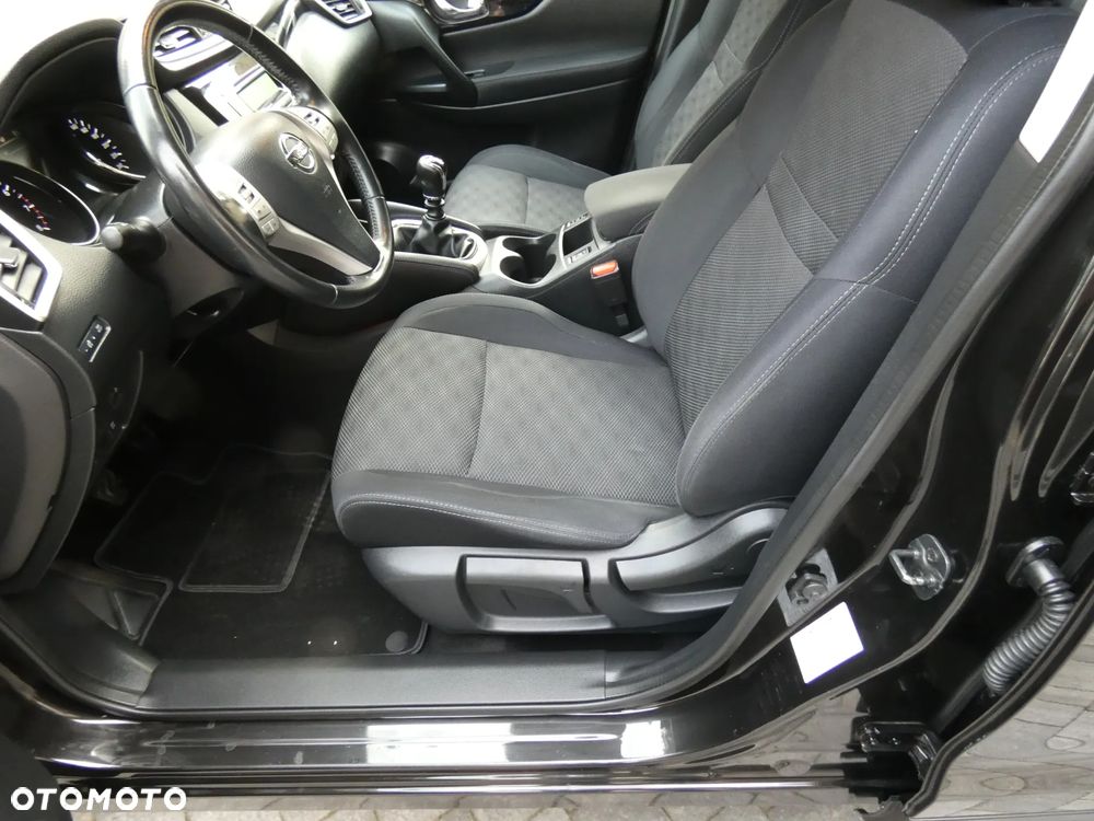 Nissan Qashqai 1.6 DIG-T Acenta - 26