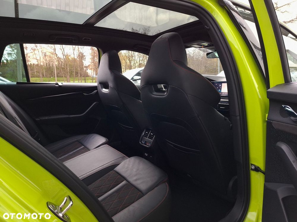Skoda Octavia 2.0 TDI 4x4 RS DSG - 17