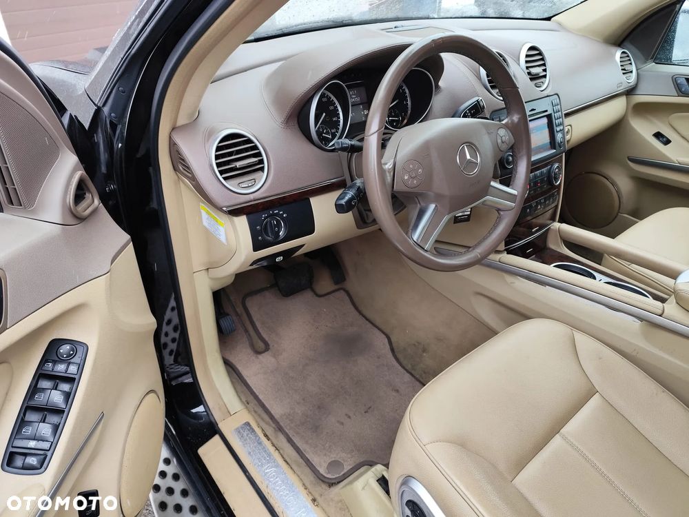 Mercedes-Benz GL 450 4Matic 7G-TRONIC - 19