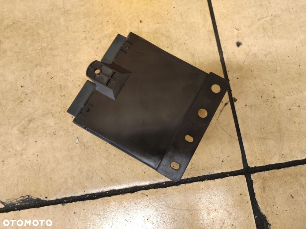 moduł sterownik klapy bagażnika v60 ii 2 18-r - 4
