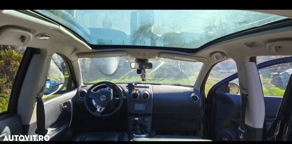 Nissan Qashqai+2 - 8