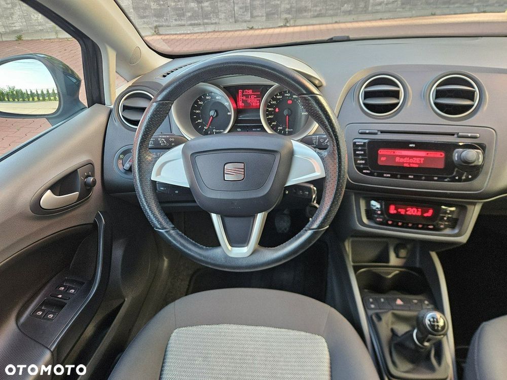 Seat Ibiza 1.4 16V Style - 24
