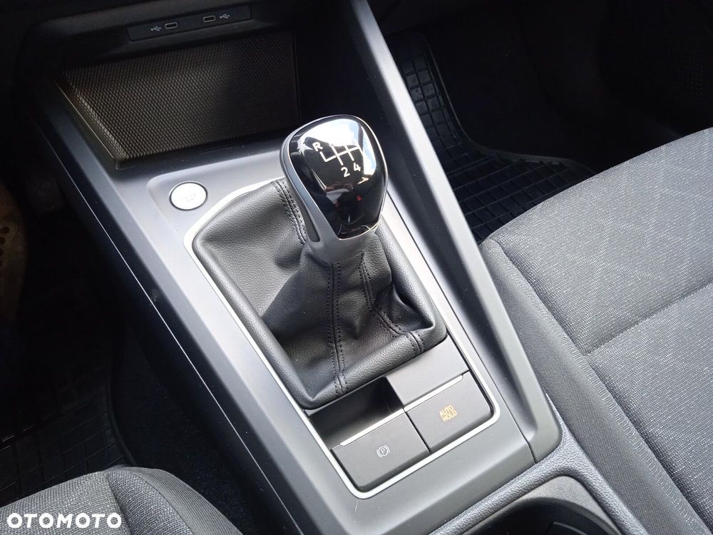 Volkswagen Golf VIII 1.5 TSI EVO Life - 20