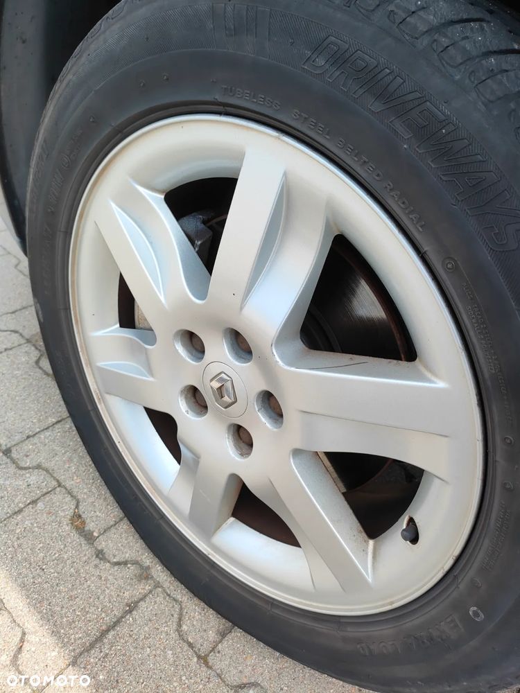 Renault Espace 1.9 dCi Expression - 11