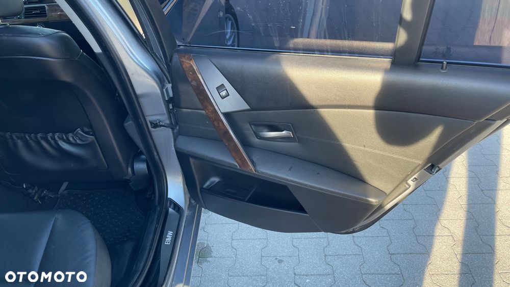 BMW Seria 5 - 10