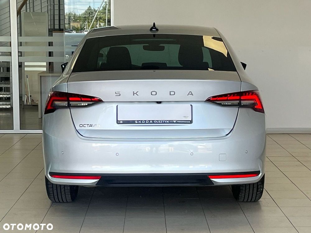 Skoda Octavia 1.5 TSI Business - 8