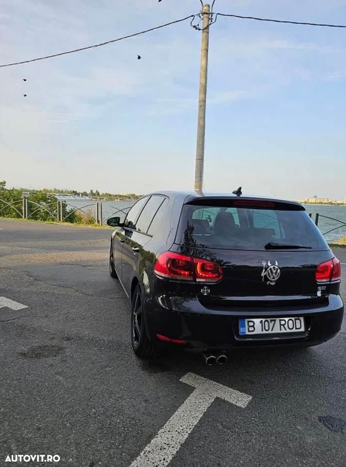 Volkswagen Golf 1.4 TSI Highline - 2