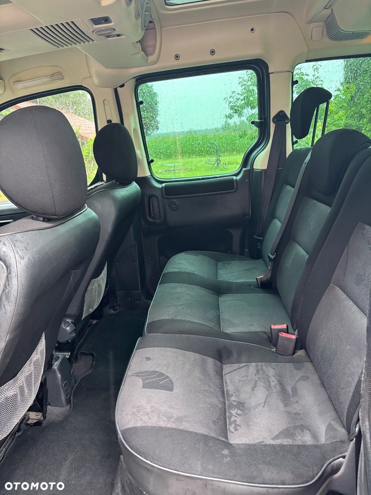 Peugeot Partner 1.6 HDi Presence - 11