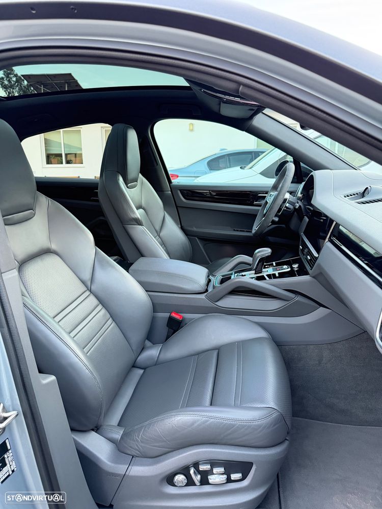 Porsche Cayenne Coupé - 10