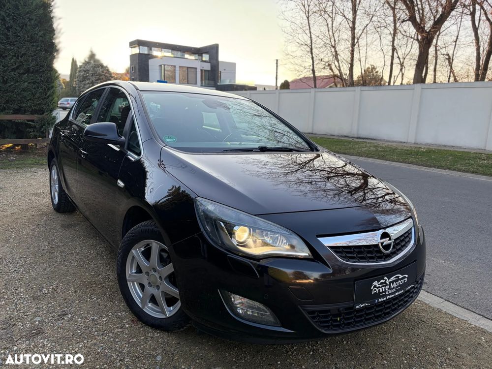 Opel Astra 1.4 Turbo Innovation - 11