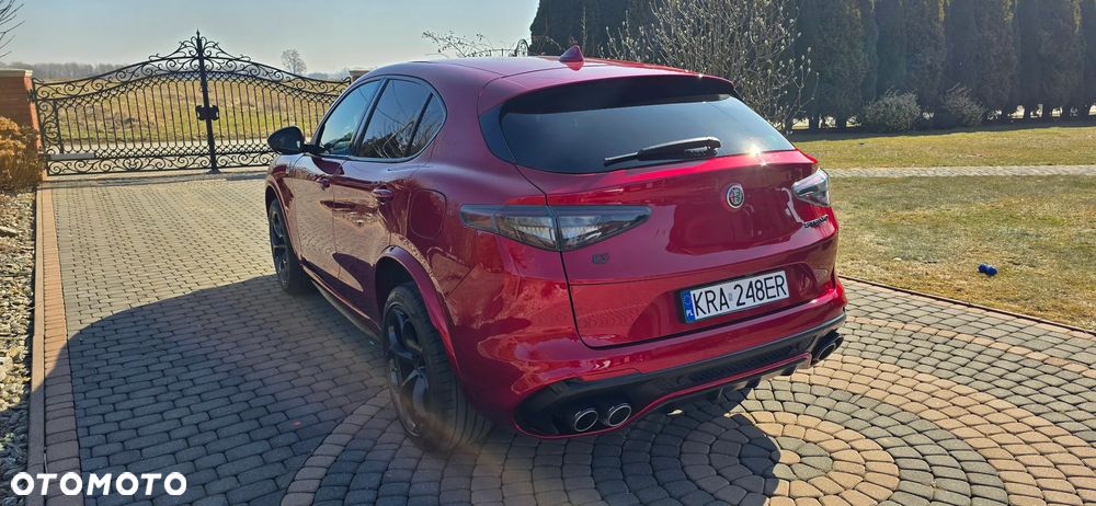 Alfa Romeo Stelvio V6 2.9 Bi-Turbo AT8-Q4 Quadrifoglio - 5