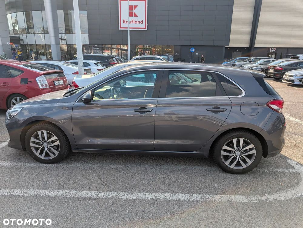 Hyundai i30 1.4 Comfort - 3