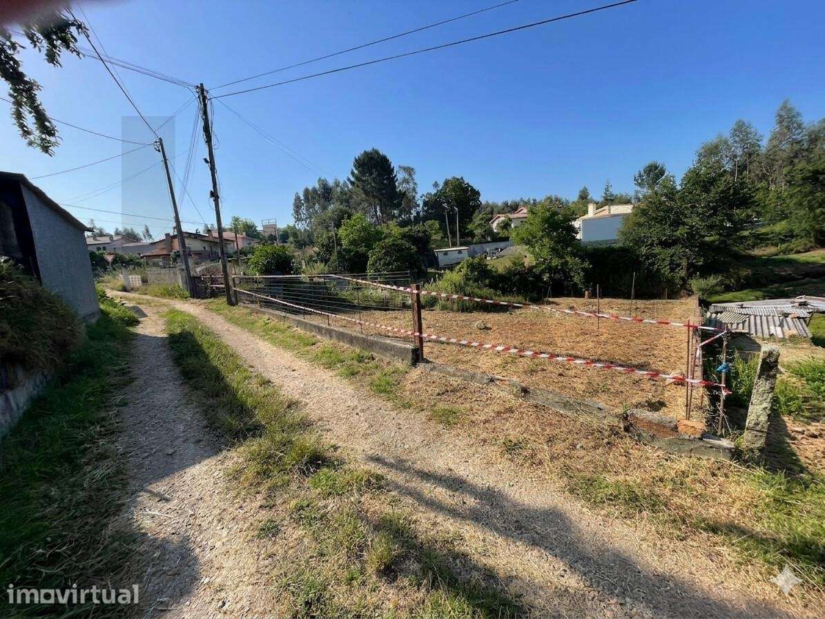 Terreno Urbano de 590 m2 com Elevado Potencial de Construção - Águeda - Grande imagem: 3/21