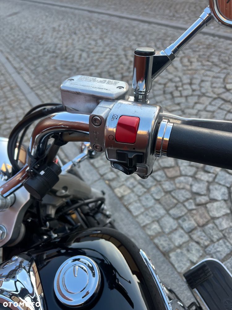 Yamaha XVS - 18