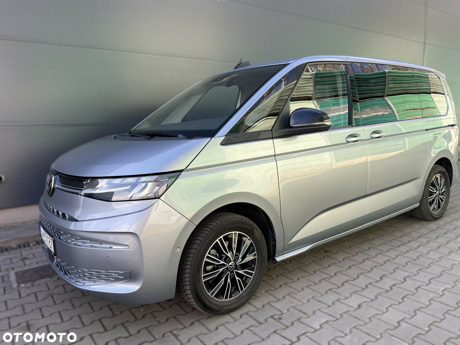 Volkswagen Multivan - 28