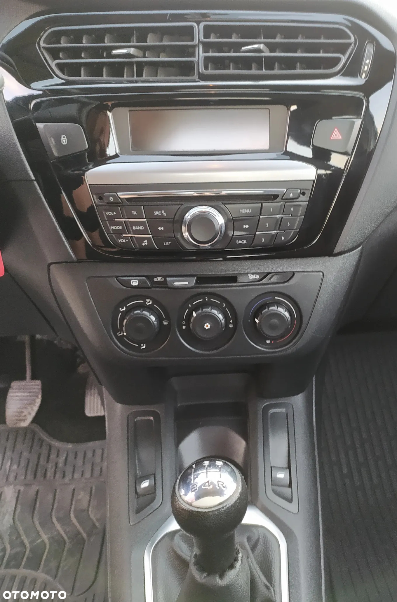 Peugeot 301 1.6 HDi Active - 11