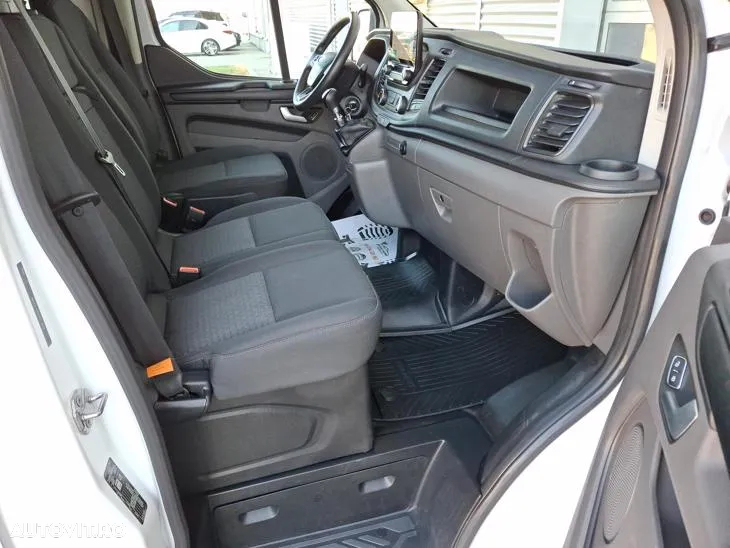 Ford Transit Custom L1H2 - 13