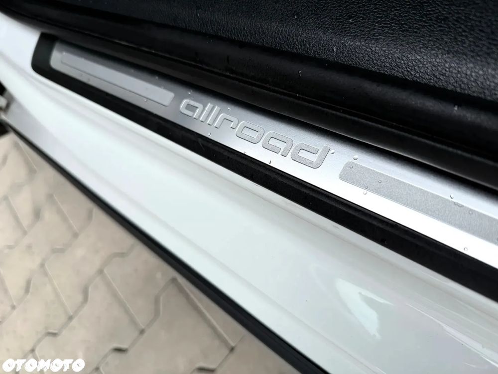 Audi A4 Allroad - 10