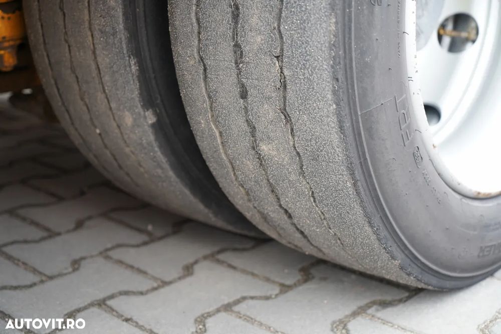 Castera REMORCA AUTO AMC CASTERA / ÎNCĂRCĂTOR JOS / 13,1 M / GAMĂ HIDRAULICĂ / AXĂ DE DIRECȚIE / TROLIU - 26