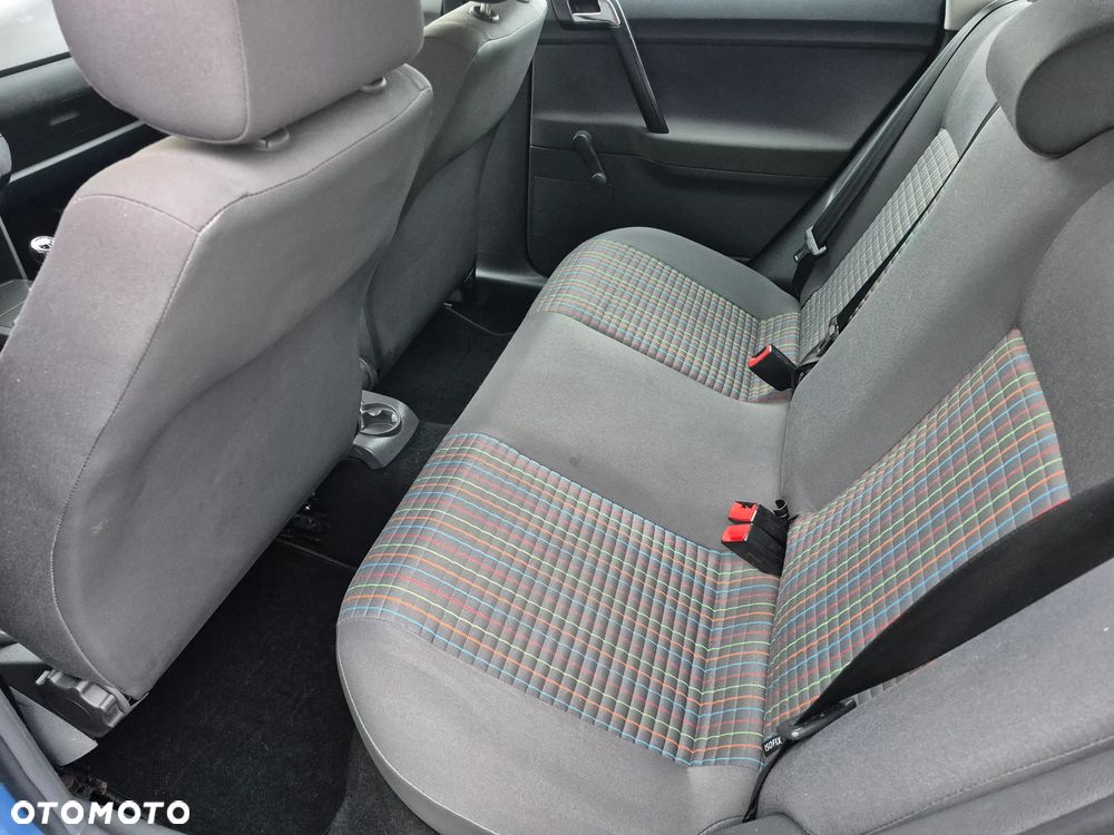 Volkswagen Polo 1.4 Special - 23