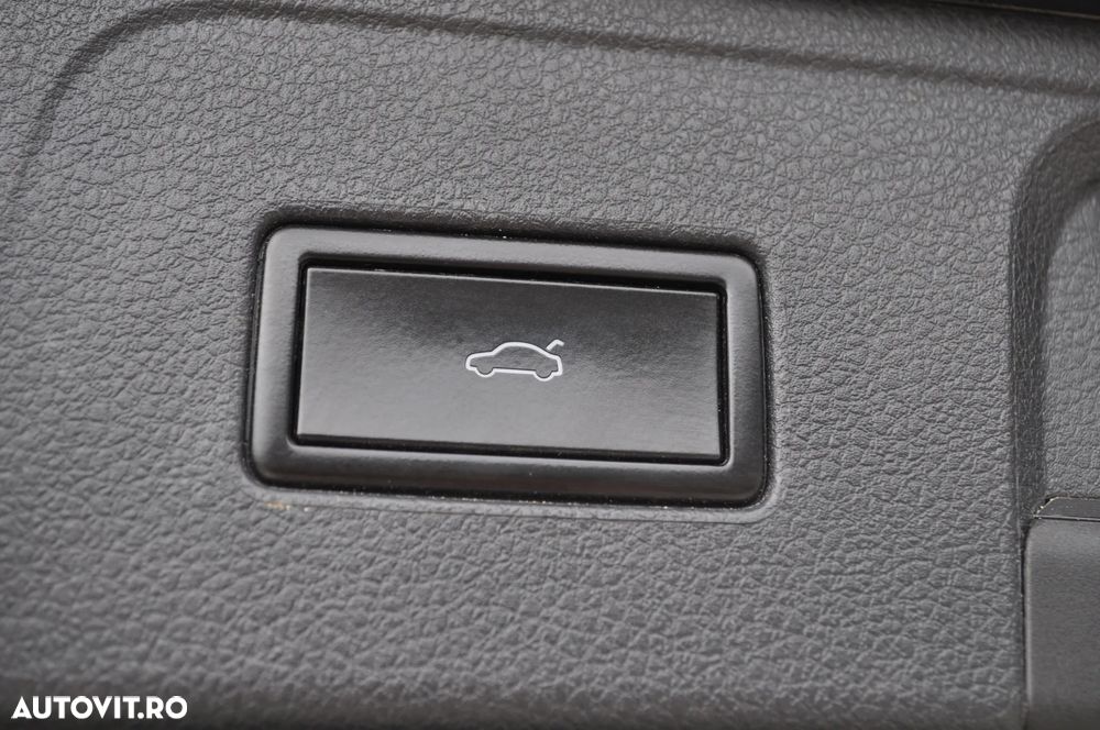 Volkswagen Passat 2.0 TDI SCR 4Motion DSG Highline - 15