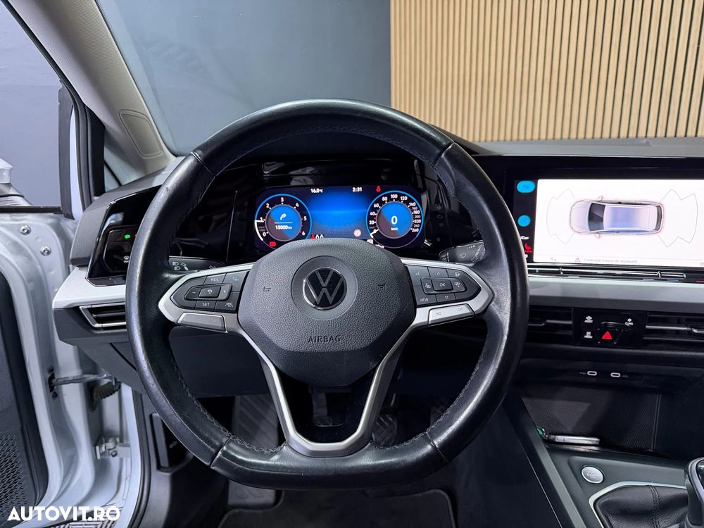Volkswagen Golf 2.0 TDI SCR Life - 20