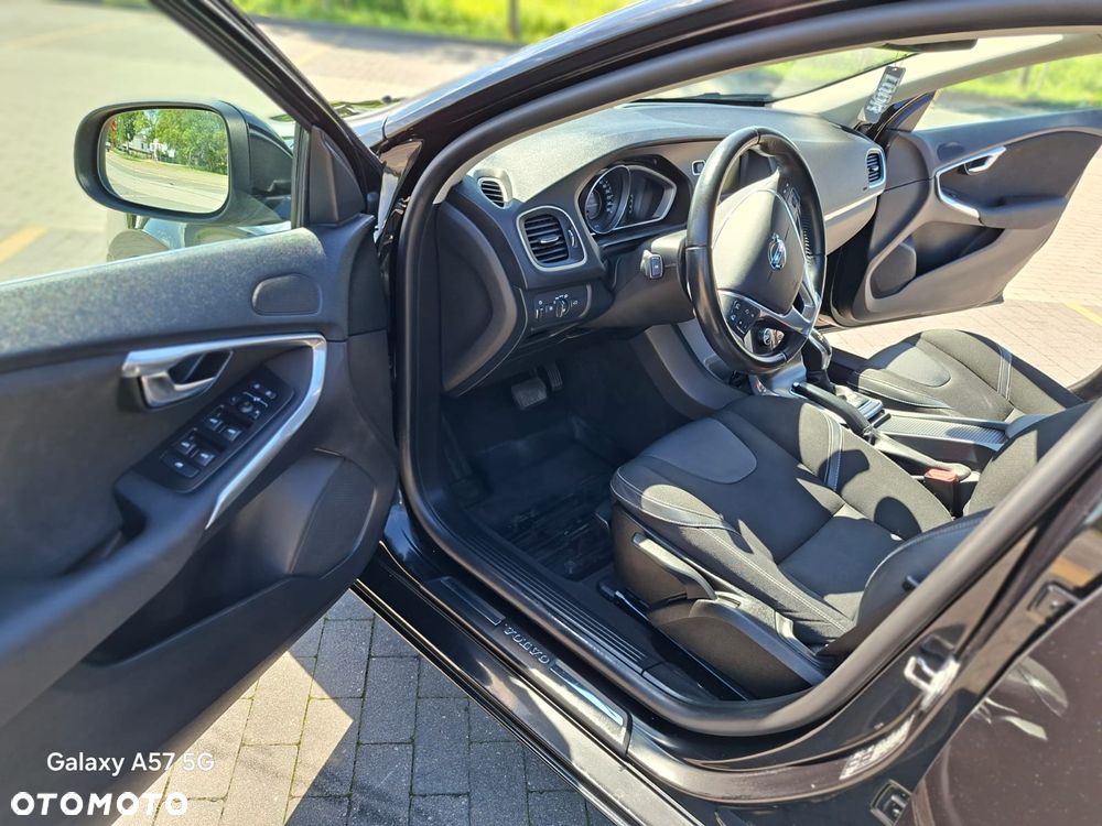 Volvo V40 D2 Drive-E Base - 9