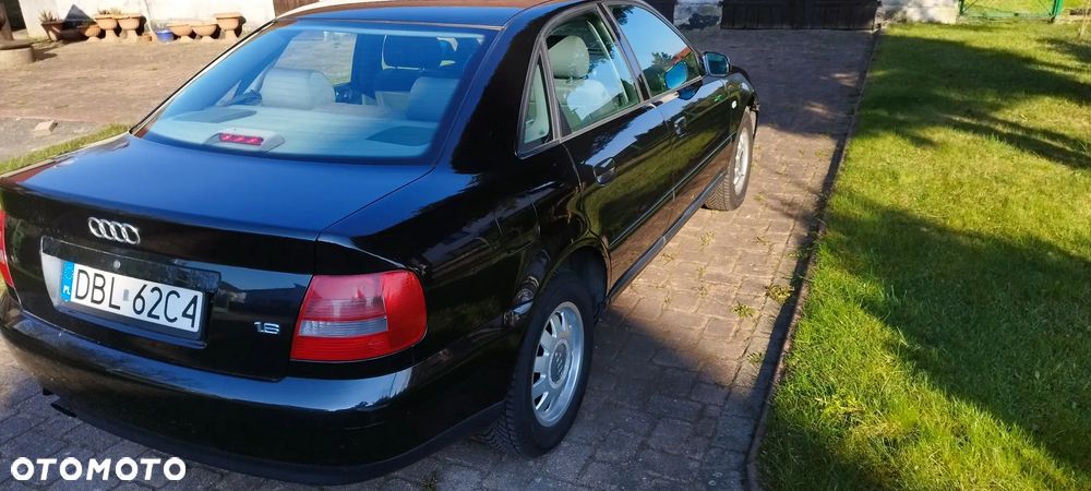 Audi A4 Limousine 1.6 - 2