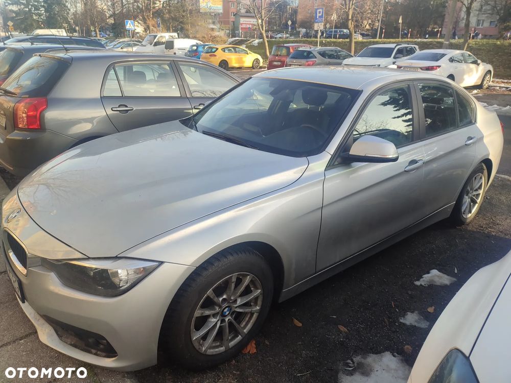 BMW Seria 3 320d - 15