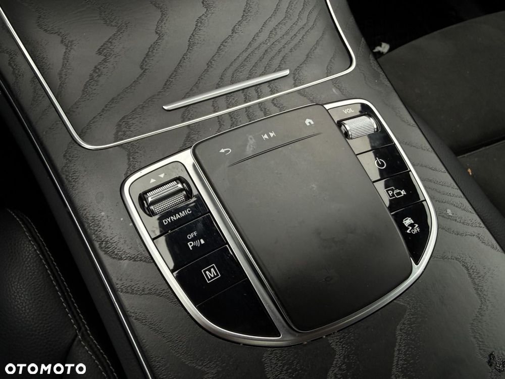 Mercedes-Benz GLC - 8