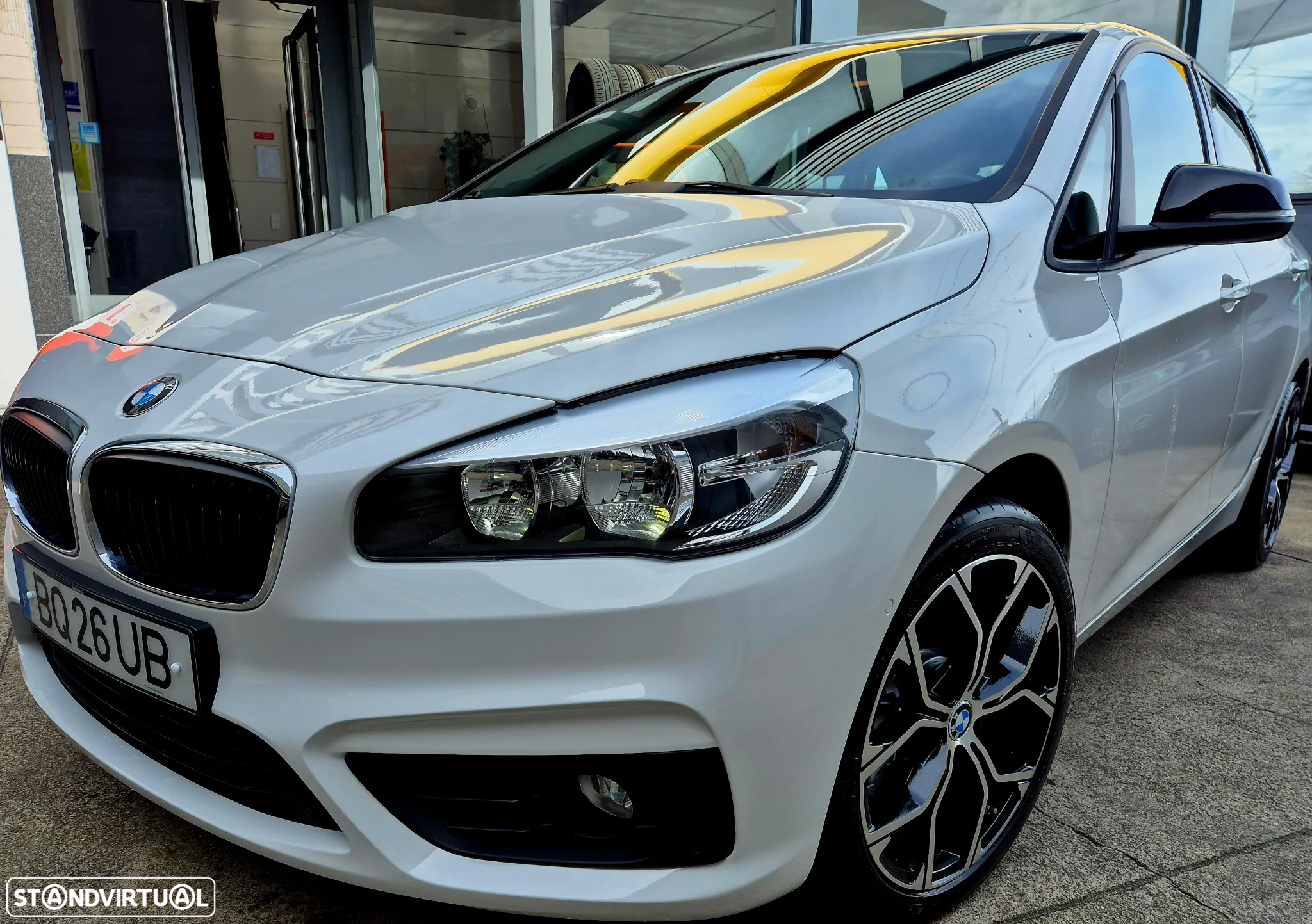 BMW 218 Active Tourer i Line Sport - 30