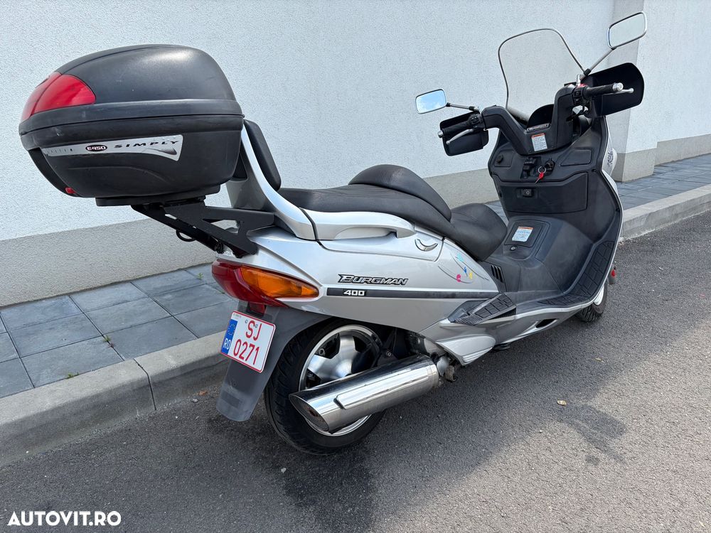 Suzuki AN 400 Burgman - 11