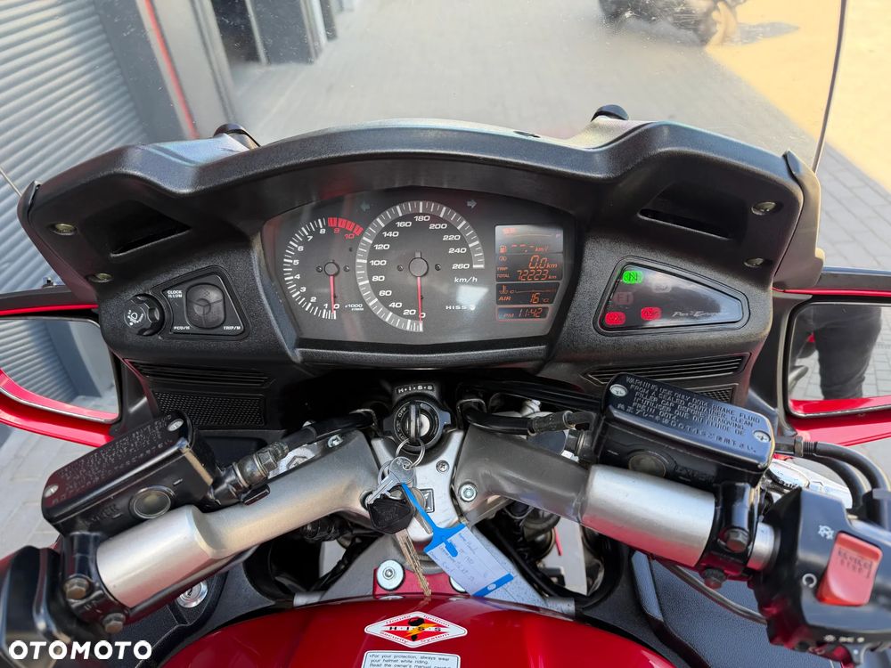 Honda ST - 22
